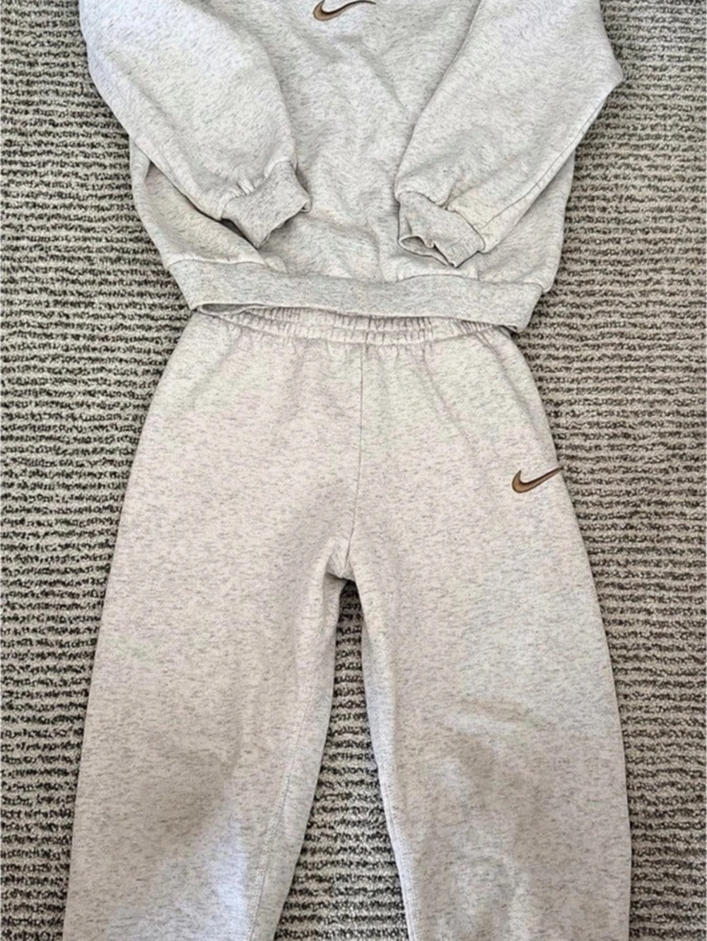 Nike Kids Gray Sweatshirt Jogger Set Size 7
